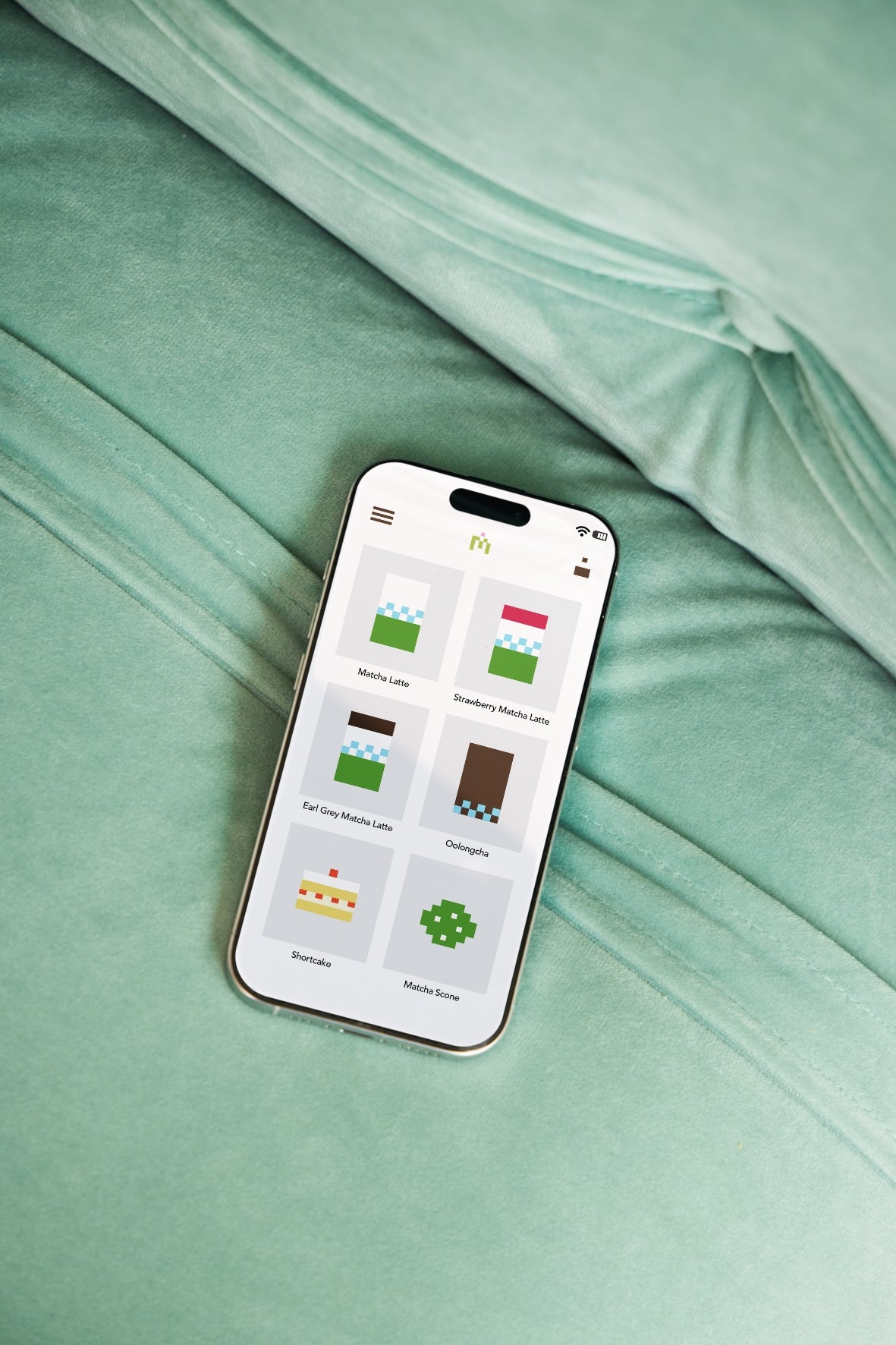 iPhone 01 Mockup